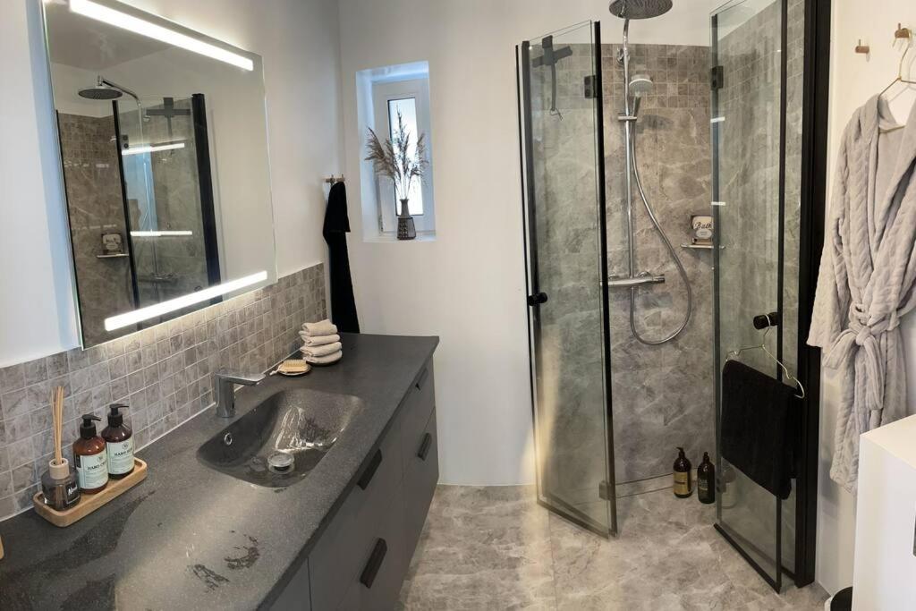 Luksus Hus I 1St Raekke, All-Incl Top Komfort Med Spa Og Skov Strøby Ladeplads Exteriér fotografie